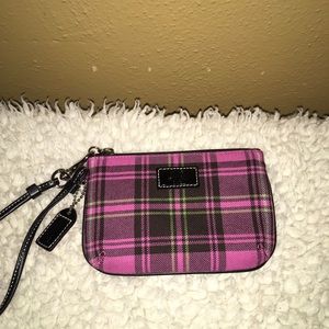 🔴 Coach Pink Tartan Wristlet